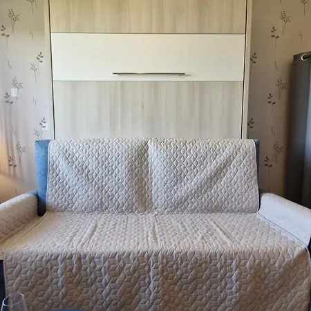 - Cosy Idealement Situe A Proximite De La De Nauzan Apartment *